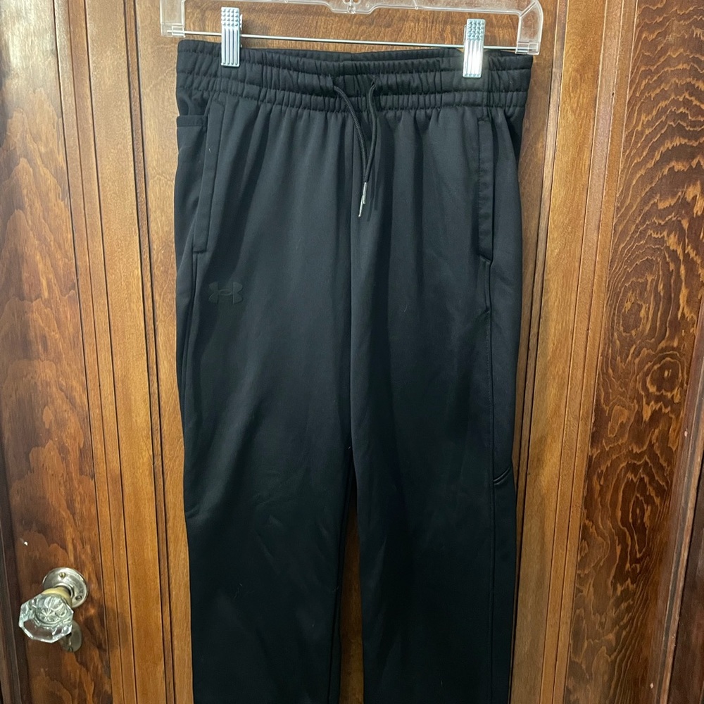 Under Armour sweatpants youth L